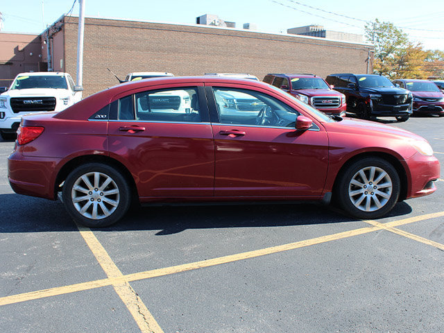 Used 2012 Chrysler 200 Touring w/ Cold Weather Group FWD image 5