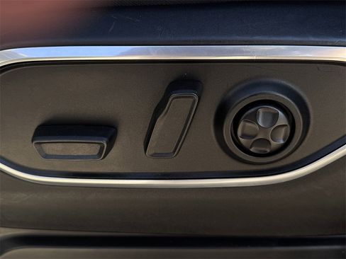 Used 2024 Jeep Wagoneer Series II w/ Convenience Group I image 21