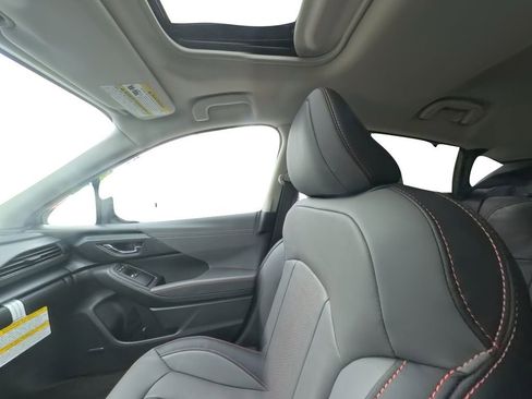 Certified 2025 Subaru Crosstrek 2.5i Limited w/ Crosstrek Mirror Package image 29