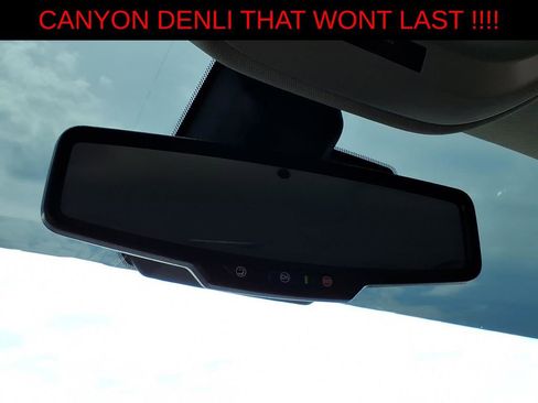 Used 2022 GMC Canyon Denali AWD/4WD image 22