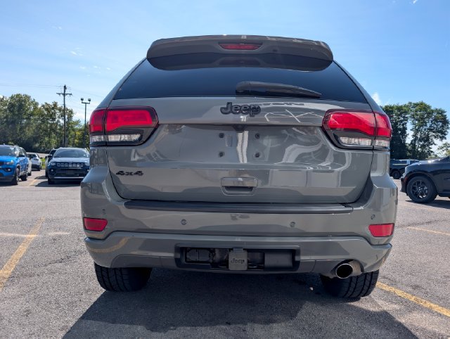 Used 2020 Jeep Grand Cherokee Altitude AWD/4WD image 6