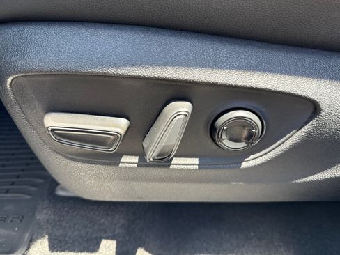 Certified 2026 Toyota Grand Highlander AWD image 25