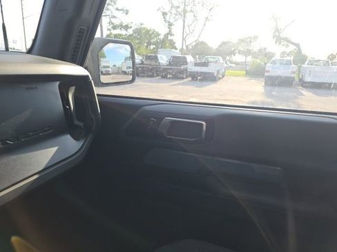 Used 2022 Ford Bronco Big Bend image 13