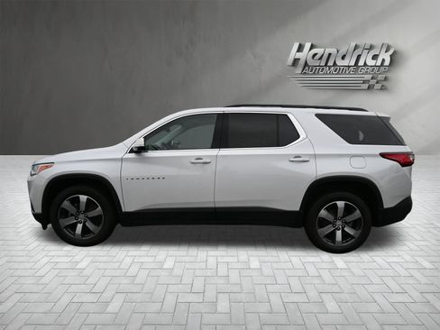 Used 2019 Chevrolet Traverse LT w/ LT Premium Package image 8
