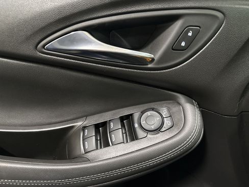 Used 2023 Buick Encore GX Select w/ Safety Package II FWD image 15