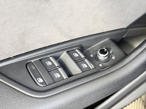 Used 2018 Audi S5 Premium Plus w/ Navigation Package image 16