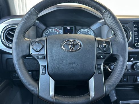 Certified 2023 Toyota Tacoma TRD Off-Road AWD/4WD image 21