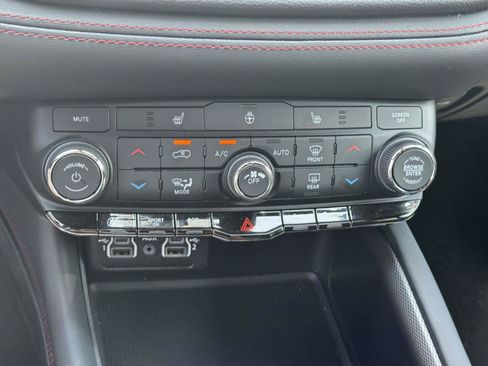 Used 2026 Dodge Durango GT w/ Blacktop Package AWD/4WD image 27