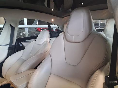 Used 2019 Tesla Model S Long Range image 10