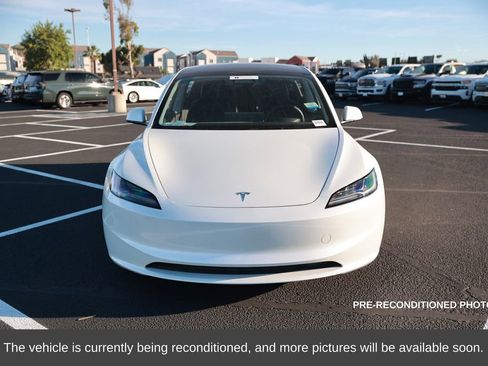 Used 2025 Tesla Model 3 Long Range image 9