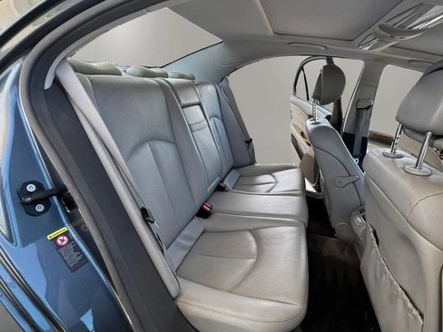 Used 2008 Mercedes-Benz E 350 4MATIC Sedan image 22