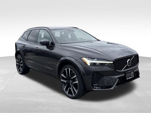 Certified 2023 Volvo XC60 B6 Ultimate w/ Climate Package AWD/4WD image 36