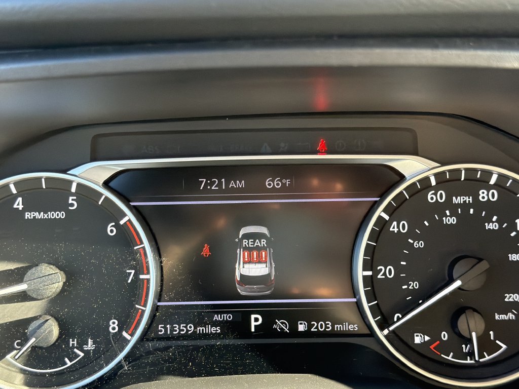 Used 2025 Nissan Rogue SV AWD/4WD image 27