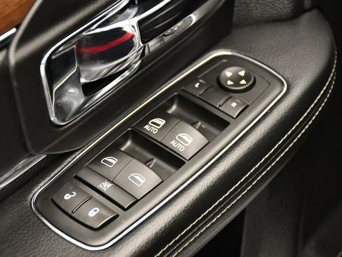 Used 2015 RAM 1500 Laramie w/ Convenience Group image 36