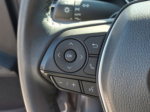 Used 2020 Toyota Camry SE image 21