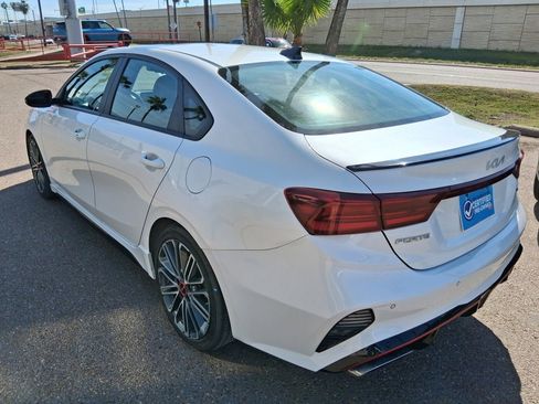 Used 2023 Kia Forte GT w/ GT2 Package image 4