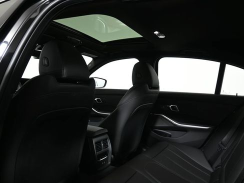 New 2026 BMW 330i xDrive Sedan w/ Premium Package image 32