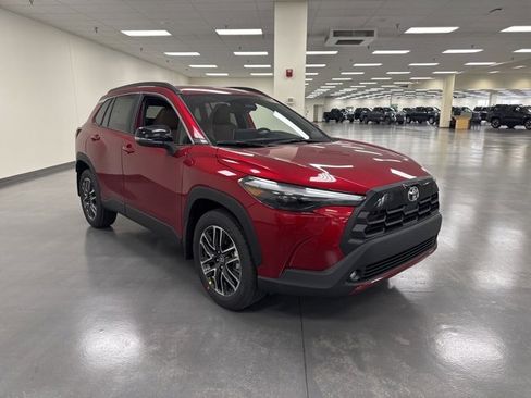 New 2026 Toyota Corolla Cross XLE image 2