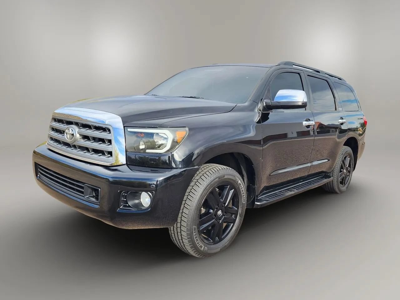 Used 2012 Toyota Sequoia Platinum AWD/4WD image 2