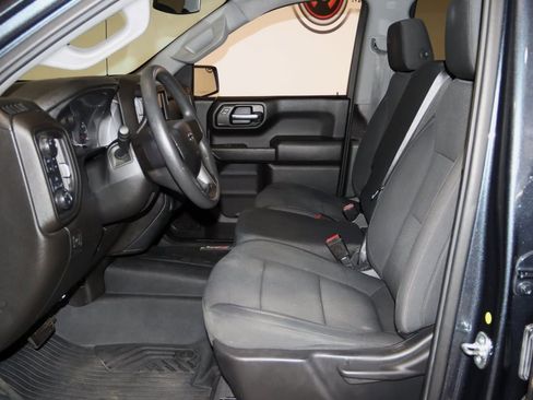 Used 2021 Chevrolet Silverado 1500 Custom Trail Boss image 35