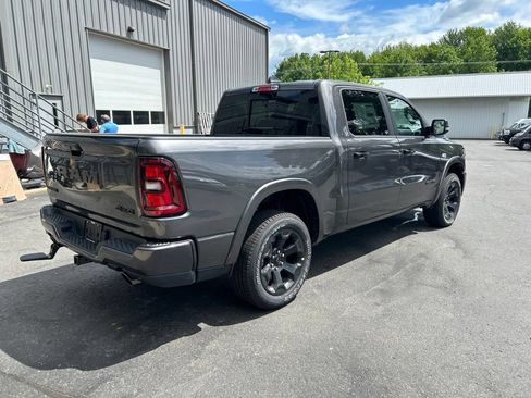 New 2026 RAM 1500 4x4 Crew Cab image 3