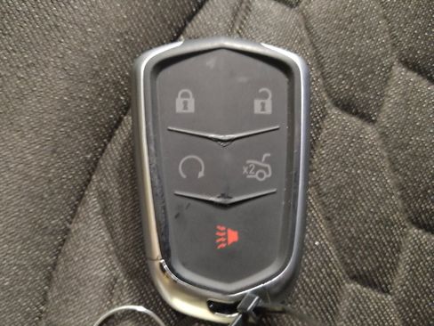 Used 2021 Chevrolet Equinox LT AWD/4WD image 32