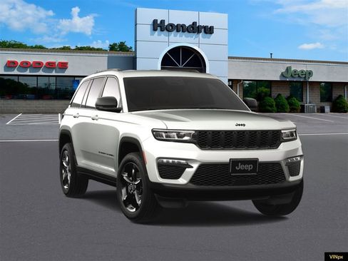 New 2025 Jeep Grand Cherokee Limited w/ Black Appearance Package image 12