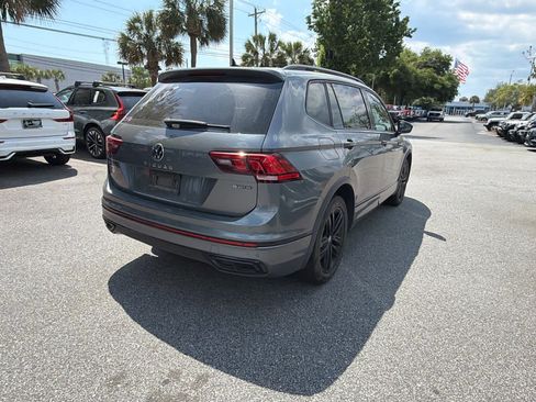 Used 2022 Volkswagen Tiguan SE R-Line AWD/4WD image 51