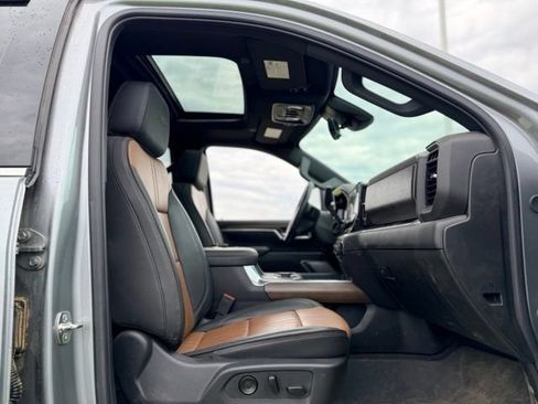 Used 2026 Chevrolet Silverado 3500 High Country w/ High Country Premium Package AWD/4WD image 11