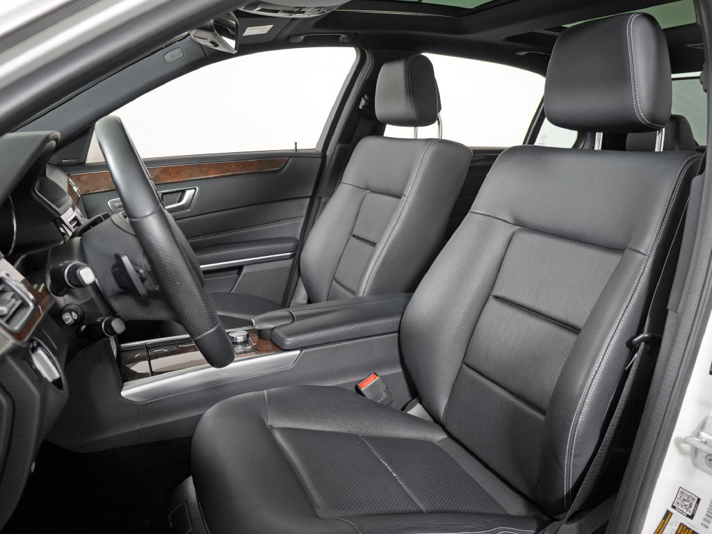 Used 2014 Mercedes-Benz E 350 4MATIC Sedan image 13