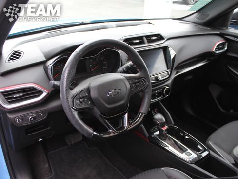 Certified 2023 Chevrolet TrailBlazer RS w/ Sun and Liftgate Package image 12