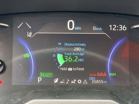 Used 2025 Toyota RAV4 XLE AWD/4WD image 24