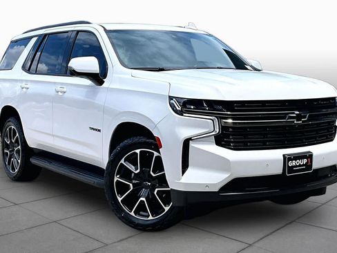 Used 2021 Chevrolet Tahoe RST w/ Luxury Package RWD image 3