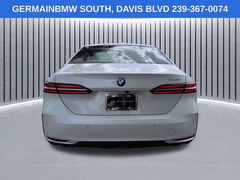 Certified 2024 BMW 530i w/ Premium Package RWD image 6