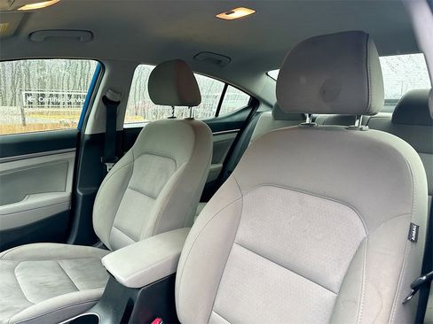 Used 2018 Hyundai Elantra SEL image 8