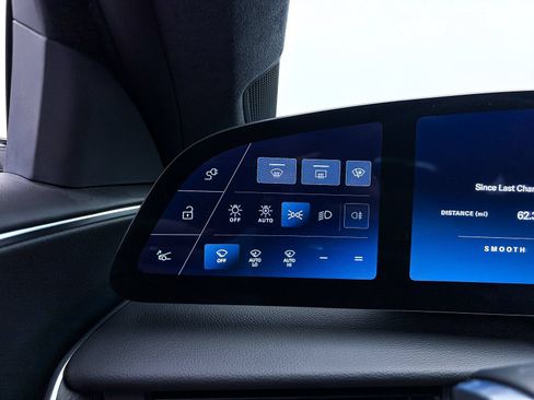 Used 2023 Lucid Air Touring AWD/4WD image 31