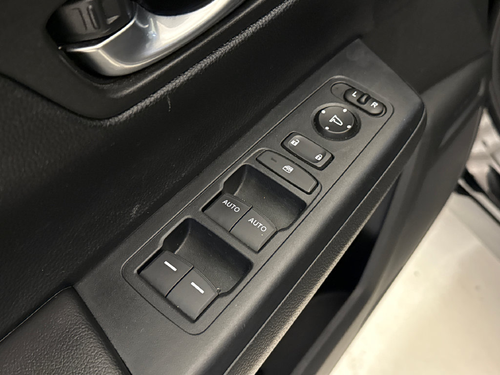 Certified 2025 Honda CR-V EX image 20