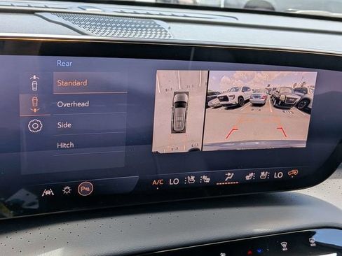New 2026 Buick Enclave Avenir w/ Super Cruise Package FWD image 24