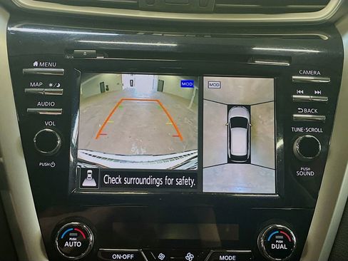 Used 2021 Nissan Murano SL w/ Cargo Package image 14