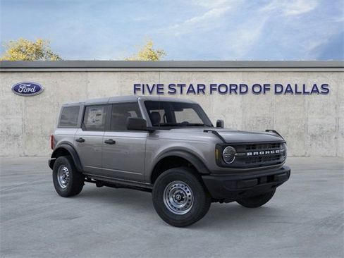 New 2025 Ford Bronco Base image 7