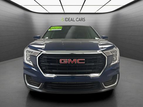 Used 2023 GMC Terrain SLE w/ LPO, Floor Liner Package AWD/4WD image 2