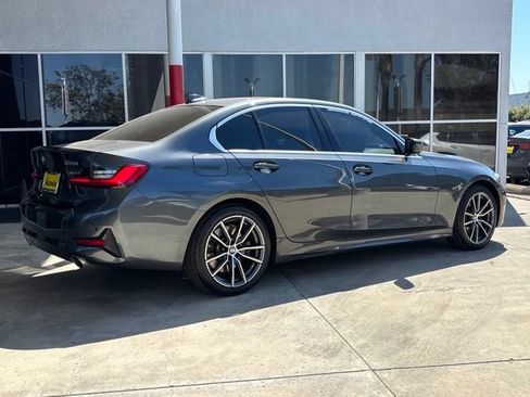 Used 2019 BMW 330i Sedan RWD image 3