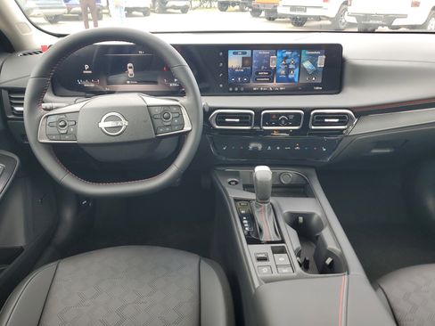 New 2026 Nissan Sentra SR image 15