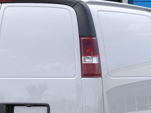 New 2025 Chevrolet Express 3500 w/ Driver Convenience Package RWD image 11