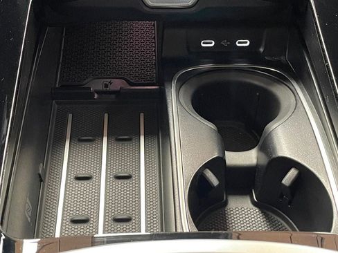 Used 2022 Mercedes-Benz S 500 4MATIC w/ AMG Line Package image 44