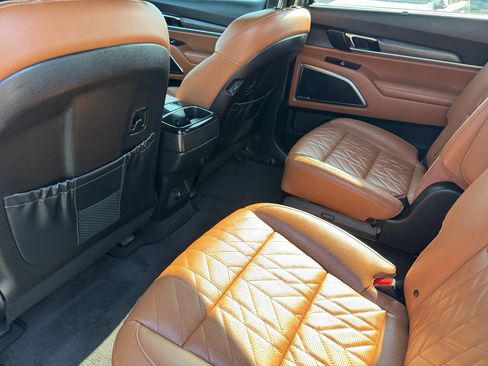 Used 2024 Kia Telluride SX X-Line AWD/4WD image 9
