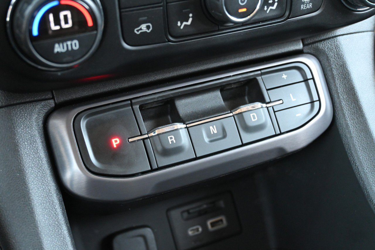 Used 2021 GMC Acadia AT4 w/ Technology Package AWD/4WD image 14