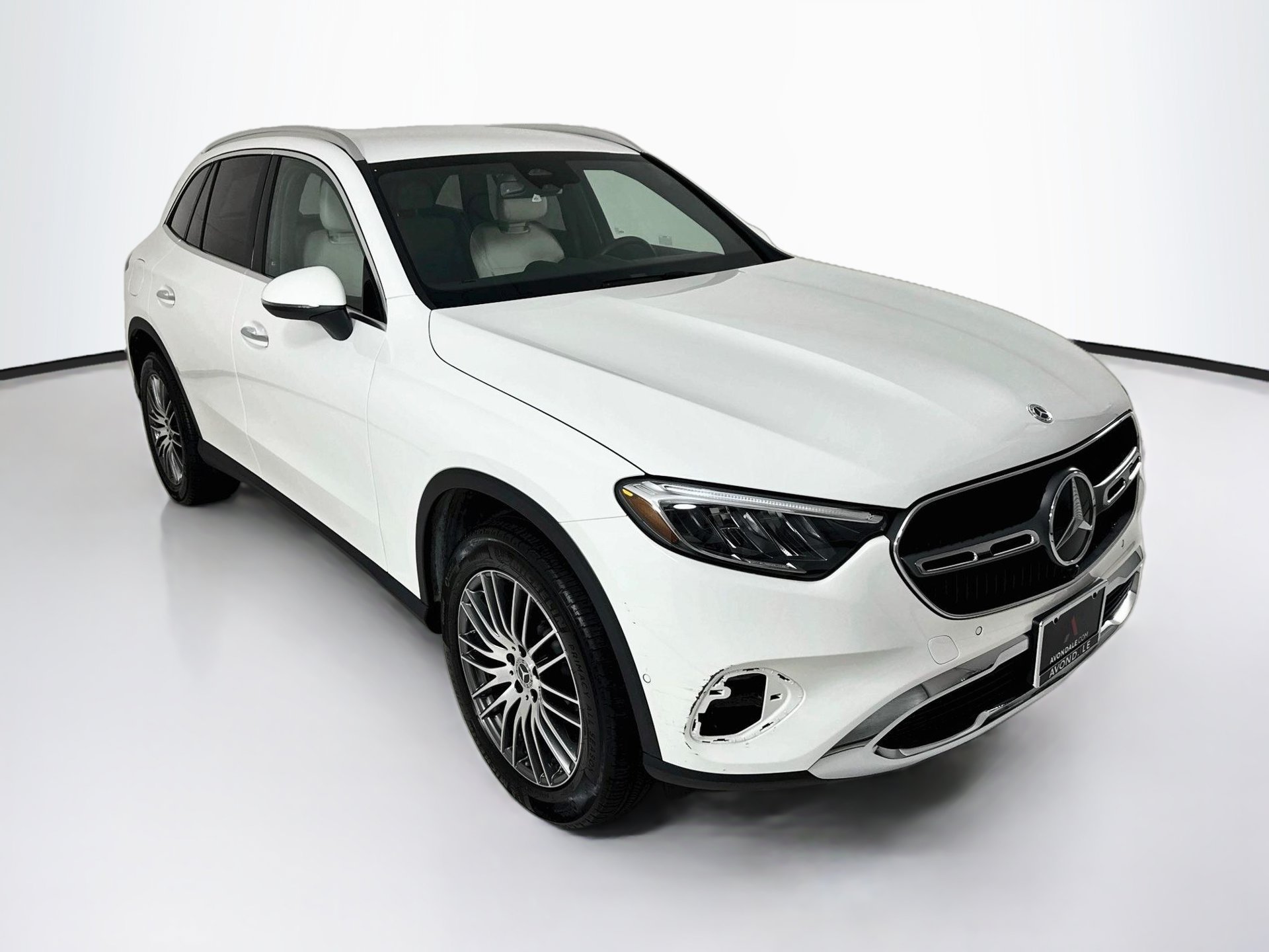 Certified 2025 Mercedes-Benz GLC 300 image 1