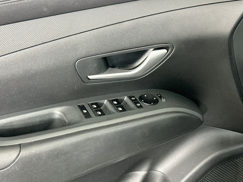 Used 2025 Hyundai Tucson SEL FWD image 15