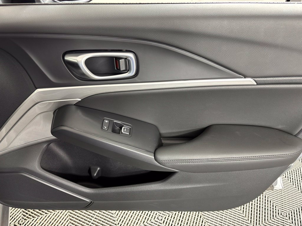 Certified 2026 Acura Integra FWD image 9
